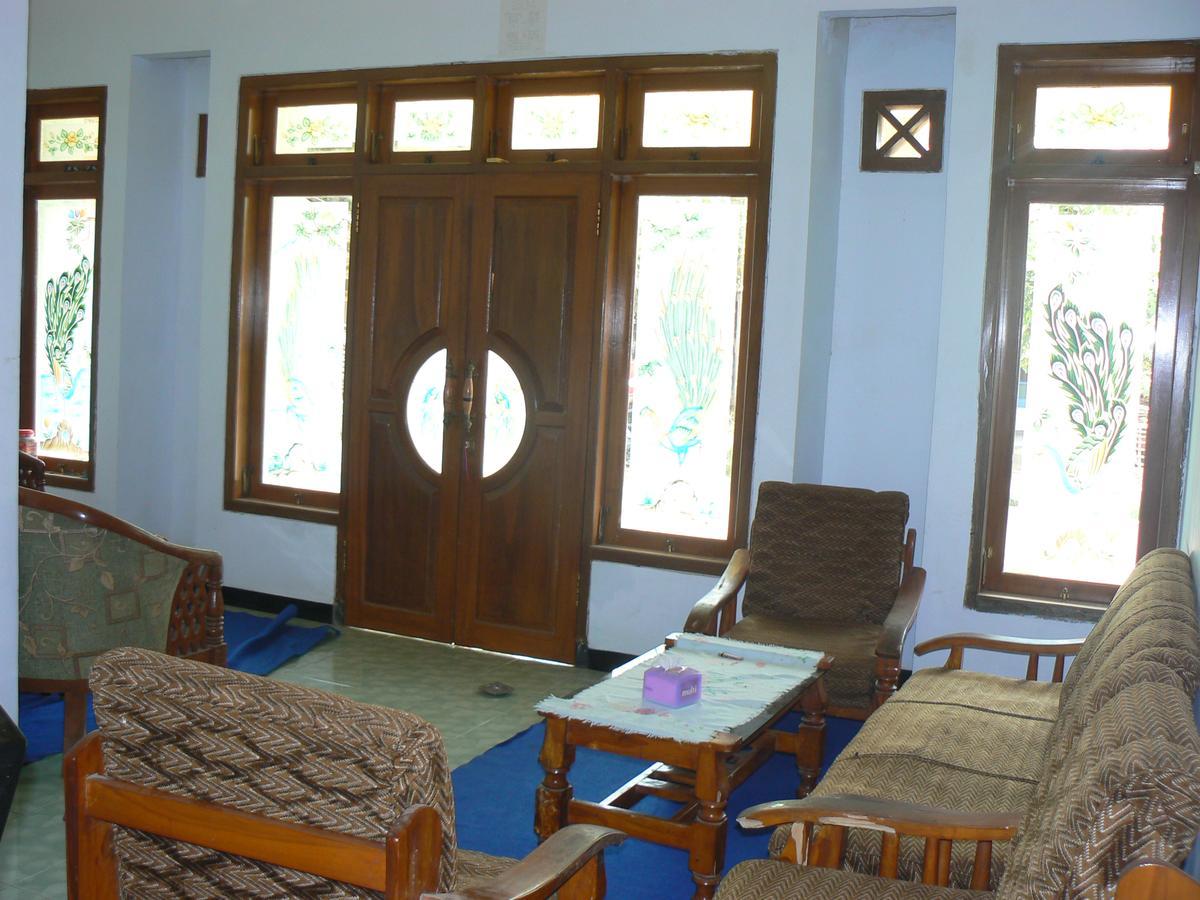 Ijen Adventure Inn Banyuwangi  Exterior photo